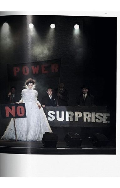 Книга Peter Lindbergh. On Fashion Photography (revised 2020) (9783836584425) 9783836584425 фото