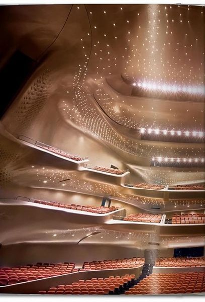 Книга Zaha Hadid. Complete Works 1979-Today. 45th Ed. (9783836593496) 9783836593496 фото