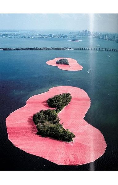 Книга Christo and Jeanne-Claude (9783836524094) 62741 фото