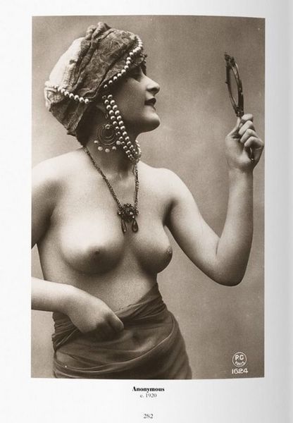 Книга 1000 Nudes. A History of Erotic Photography from 1839-1939 (9783836554466) 9783836554466 фото