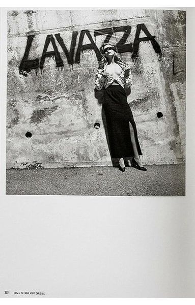 Книга Helmut Newton. Legacy (9783836584586) 9783836584586 фото