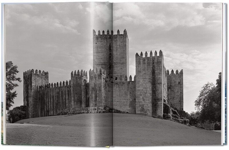 Книга Frederic Chaubin. Stone Age. Ancient Castles of Europe (9783836585019) 9783836585019 фото
