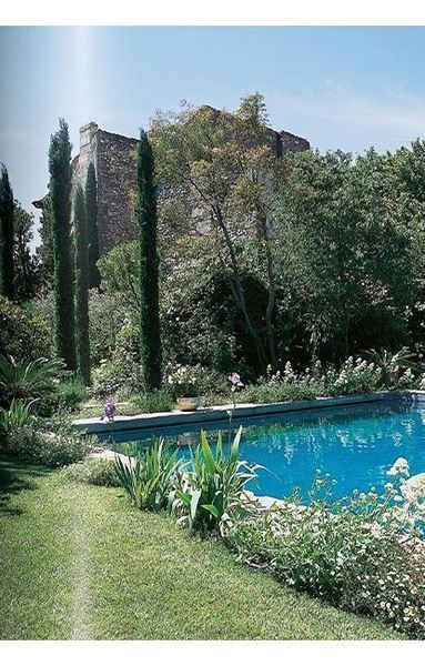 Книга Living in Provence. 45th Ed. (9783836594400) 9783836594400 фото